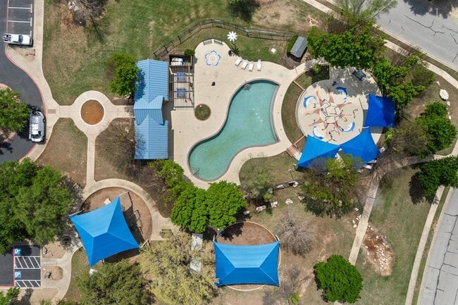 Building Photo - 1606 Buttercup Creek Blvd