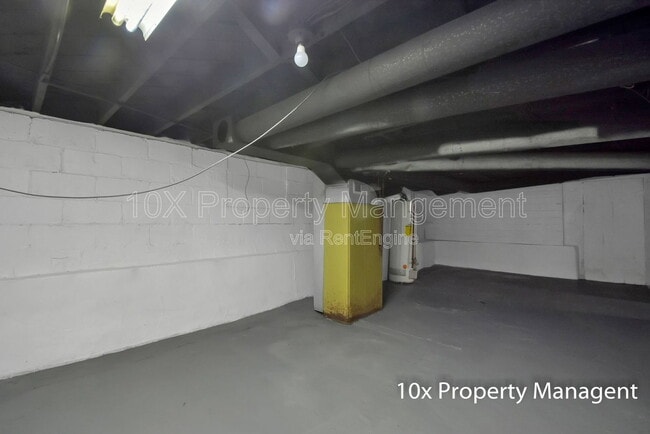 Building Photo - 2316 Ontario St
