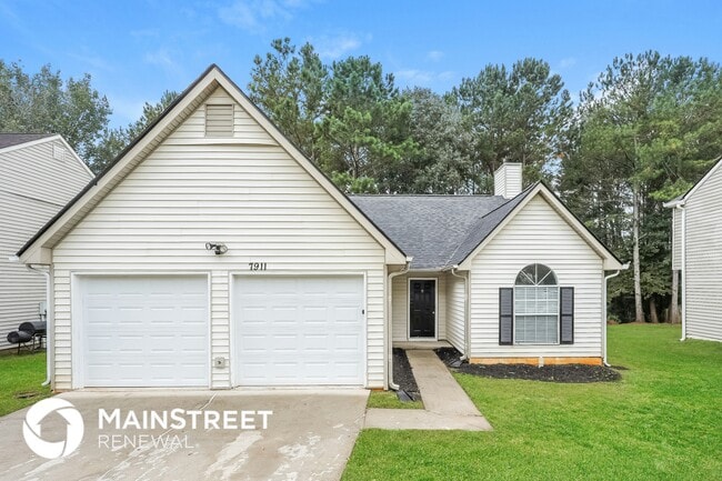 Building Photo - 7911 Woodlake Dr