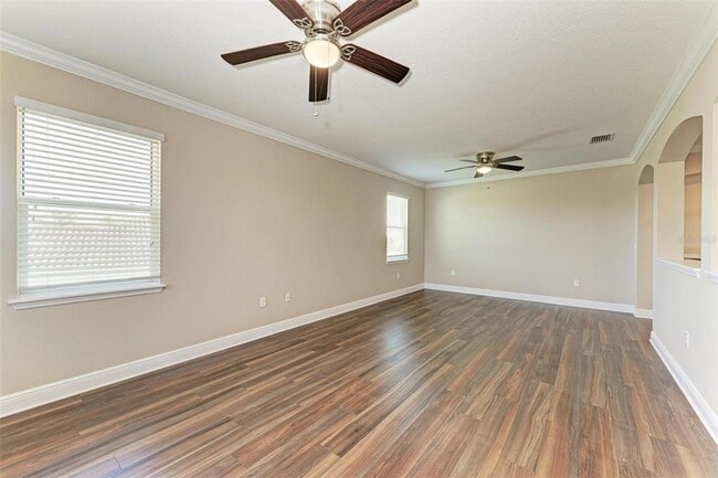 Building Photo - 4789 Vasca Dr