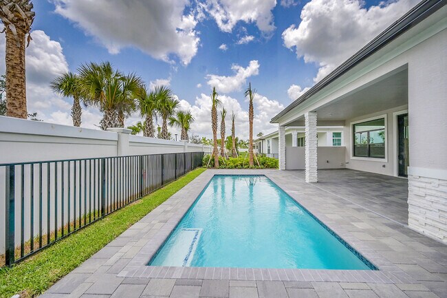 Building Photo - 9520 St Germain Dr