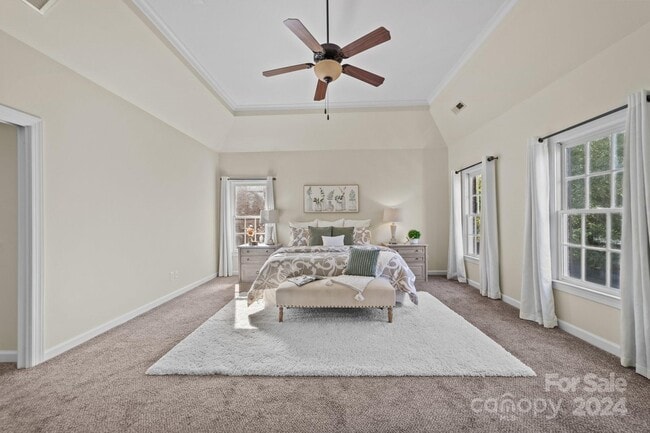 Building Photo - 9440 Wallace Pond Dr