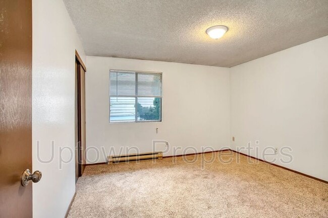 Building Photo - 8311 SE 17th Ave