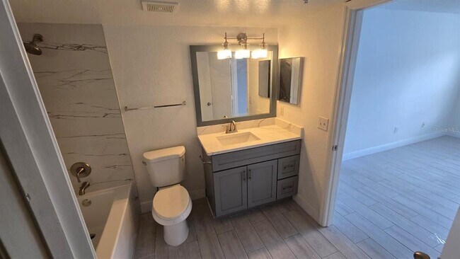 Building Photo - 2206 Antigua Pl