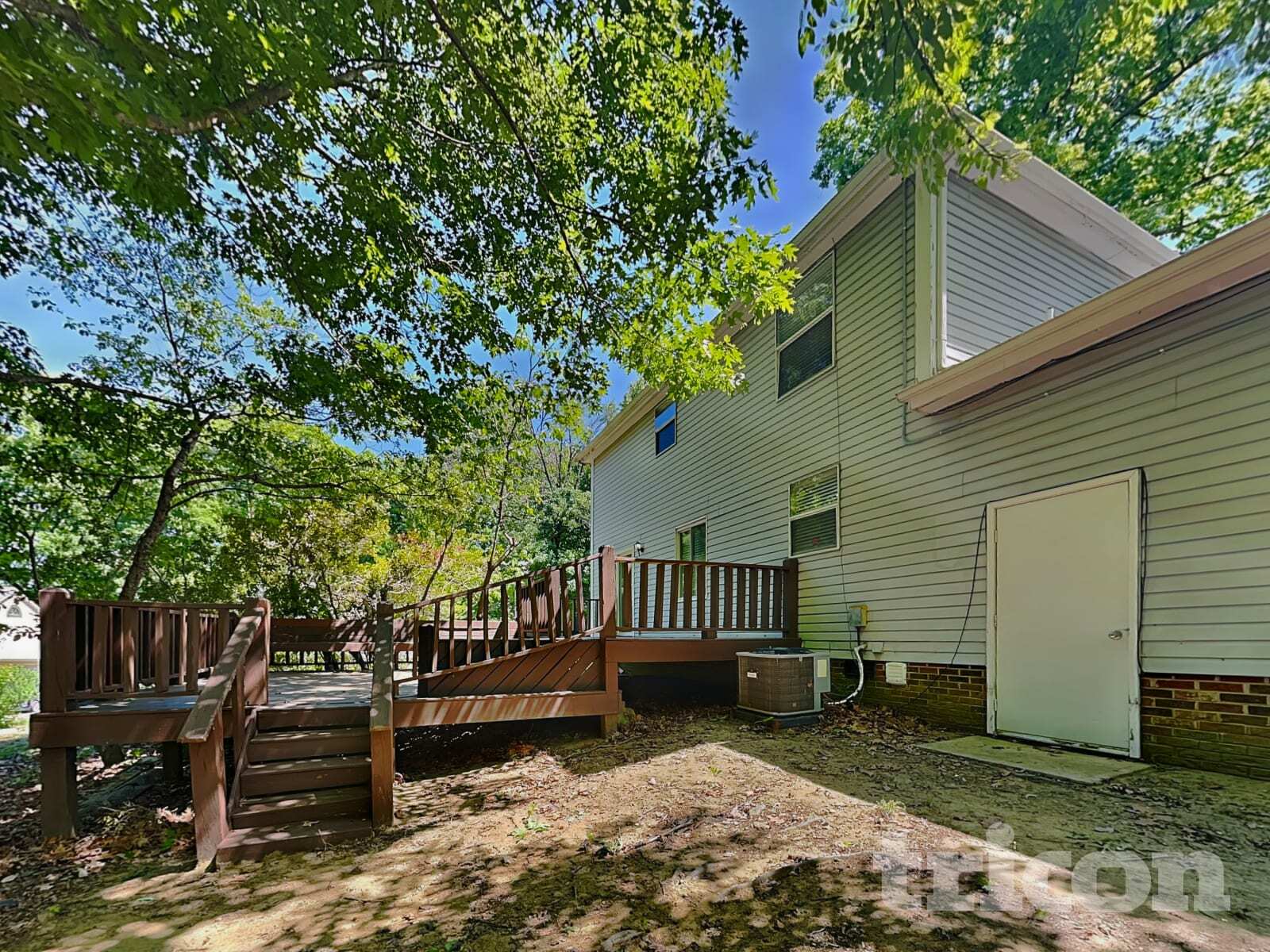 Building Photo - 509 Glen Ellyn Ct