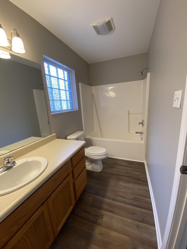 Building Photo - 2517 Tyvola Ct