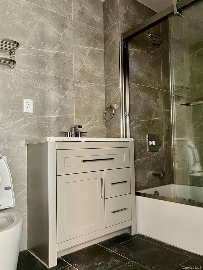 Building Photo - 20-22-22 College Point Blvd