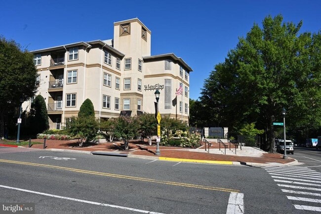 Building Photo - 11800 Old Georgetown Rd