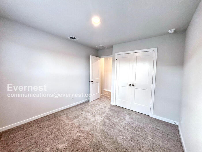 Building Photo - 32506 Timber Point Dr