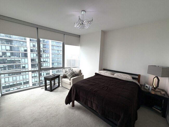 Building Photo - 1201 S Prairie Ave