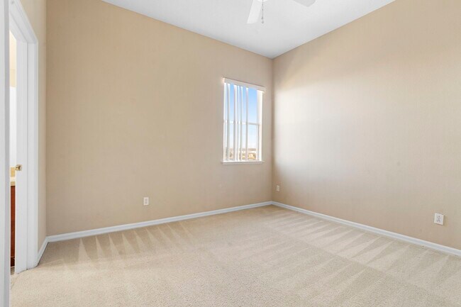 Building Photo - 2731 Sand Arbor Cir