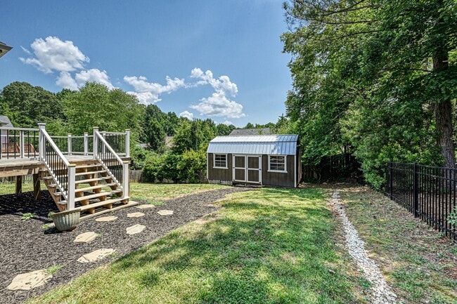 Building Photo - 3805 Cassidy Dr