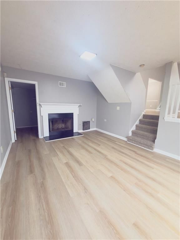 Building Photo - 1579 Picadilly Ct NE