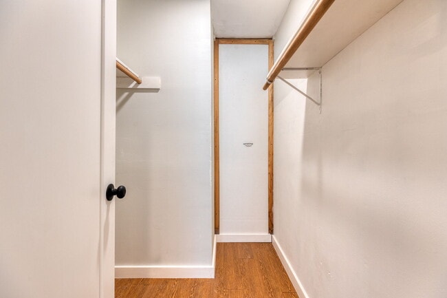 Building Photo - 9871 Menchaca Rd