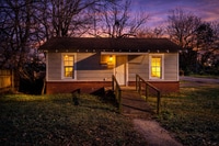 Building Photo - 433 Yarborough St