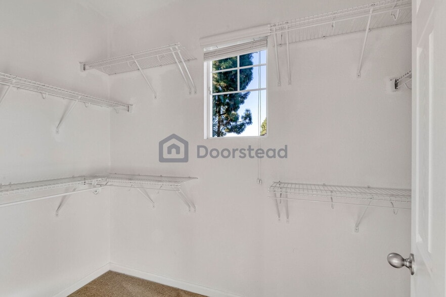 Building Photo - 2743 Lavender Ter