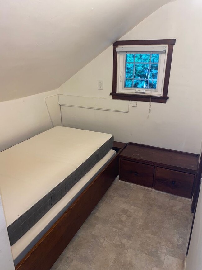 Building Photo - 224 - Olson Investments LLC