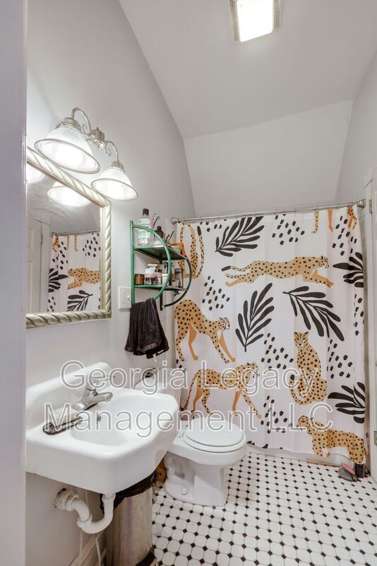 Building Photo - 295 Oglethorpe Ave