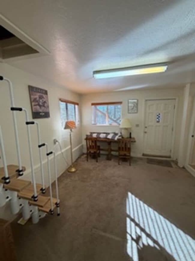 Building Photo - Tahoe Palisades Beauty