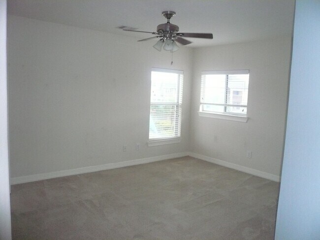 Building Photo - 18003 Obelisk Bay Dr