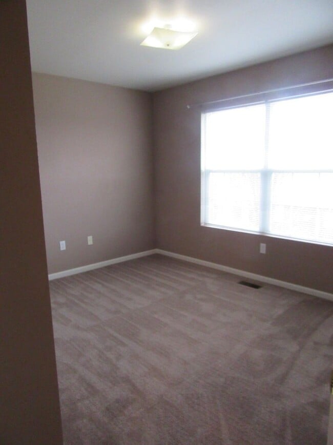 Building Photo - Available July 1st
