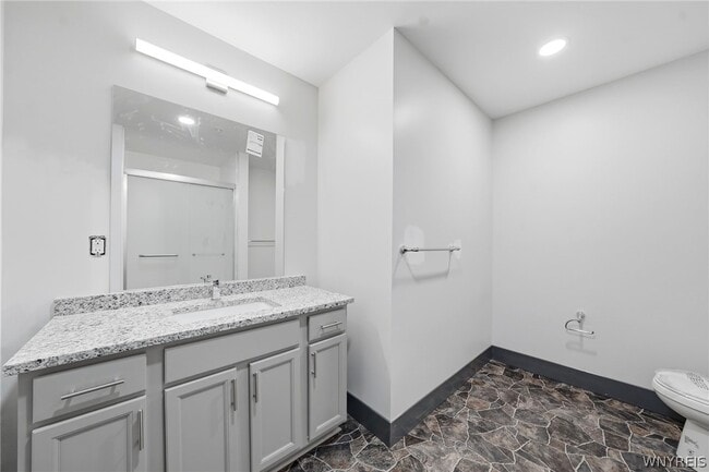 Building Photo - 40 North St