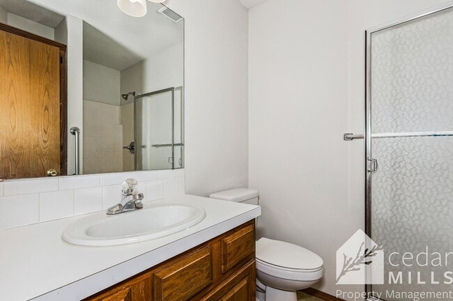 Building Photo - 3 Bed 3 Bath at Douglas and Maize!
