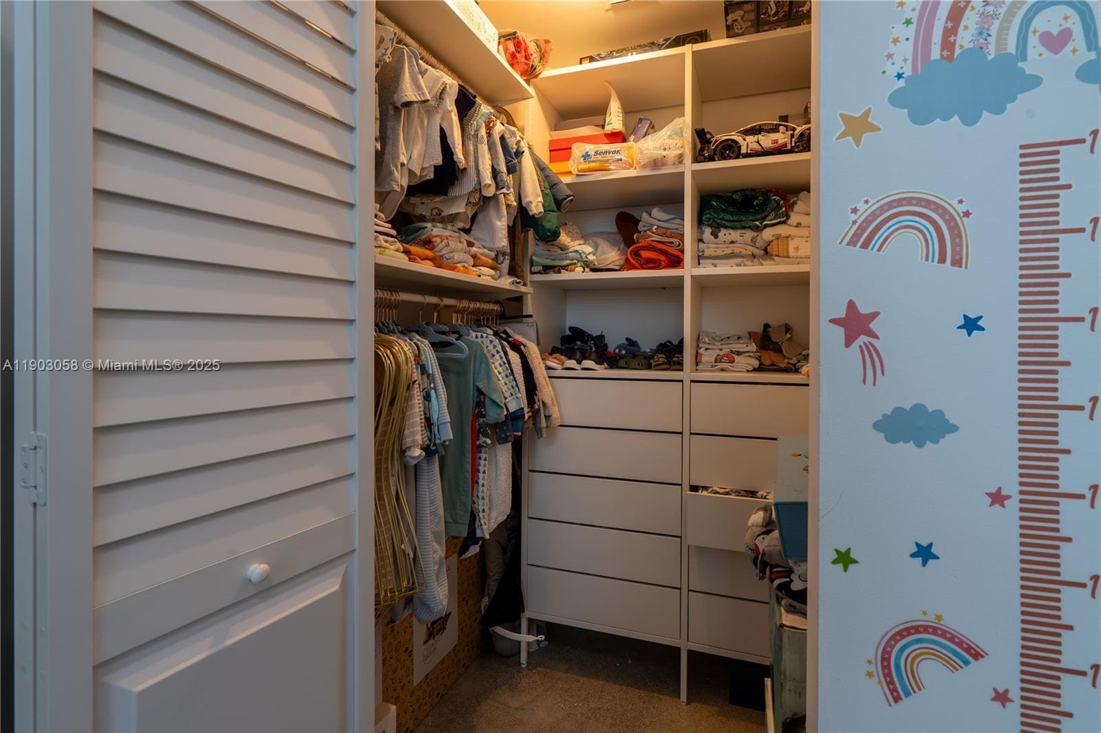 Building Photo - 2001 Biscayne Blvd