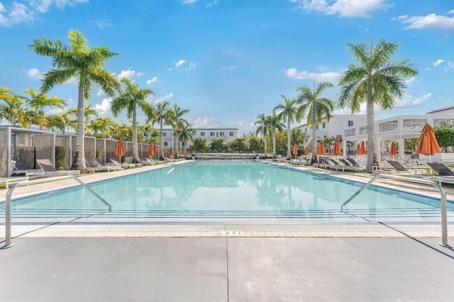 Building Photo - 10220 NW 63rd Terrace