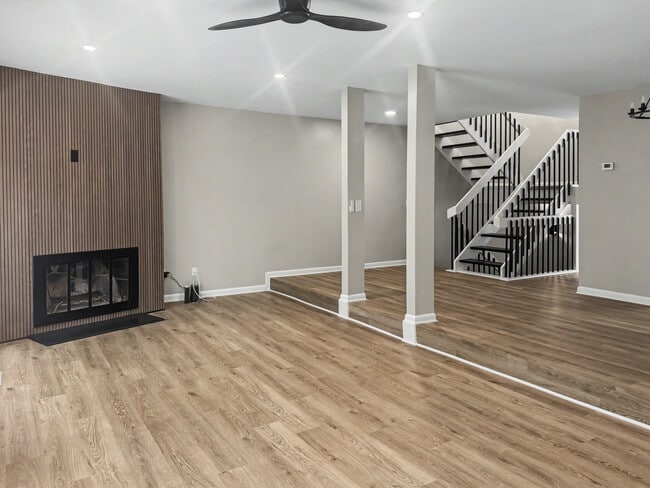 Building Photo - 274 Mariners Cir