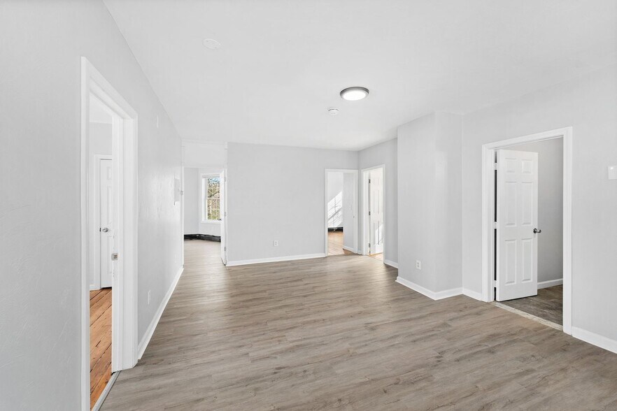 Building Photo - 132-134 DePasquale Avenue