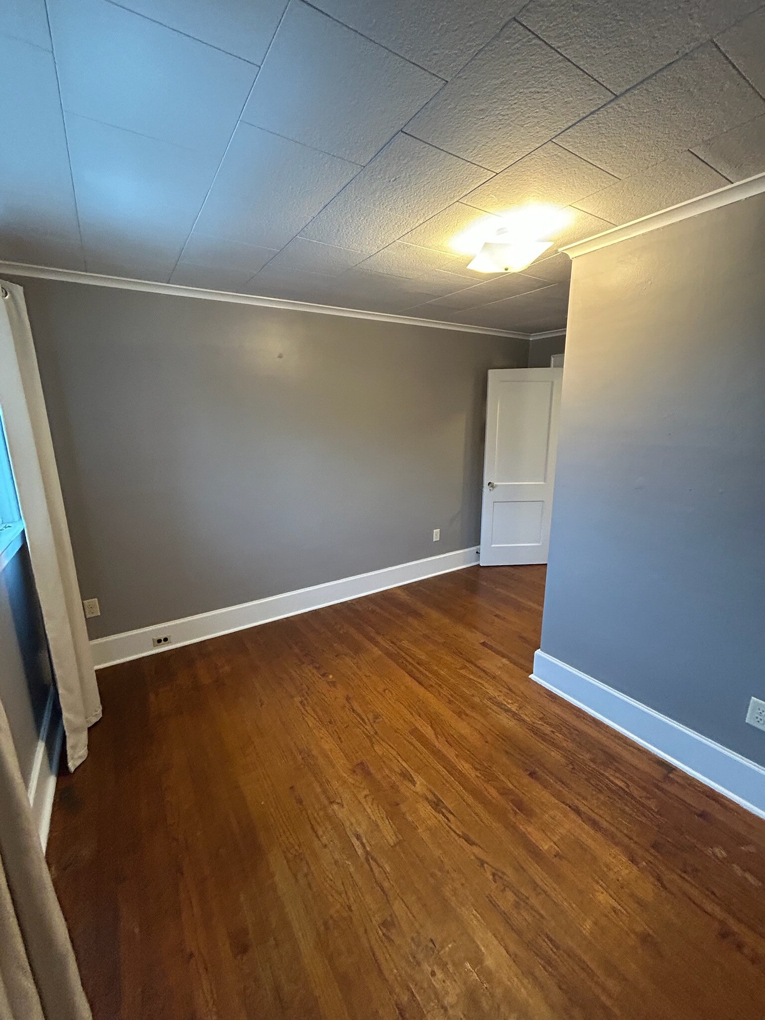 Building Photo - 415 Whittier Ave