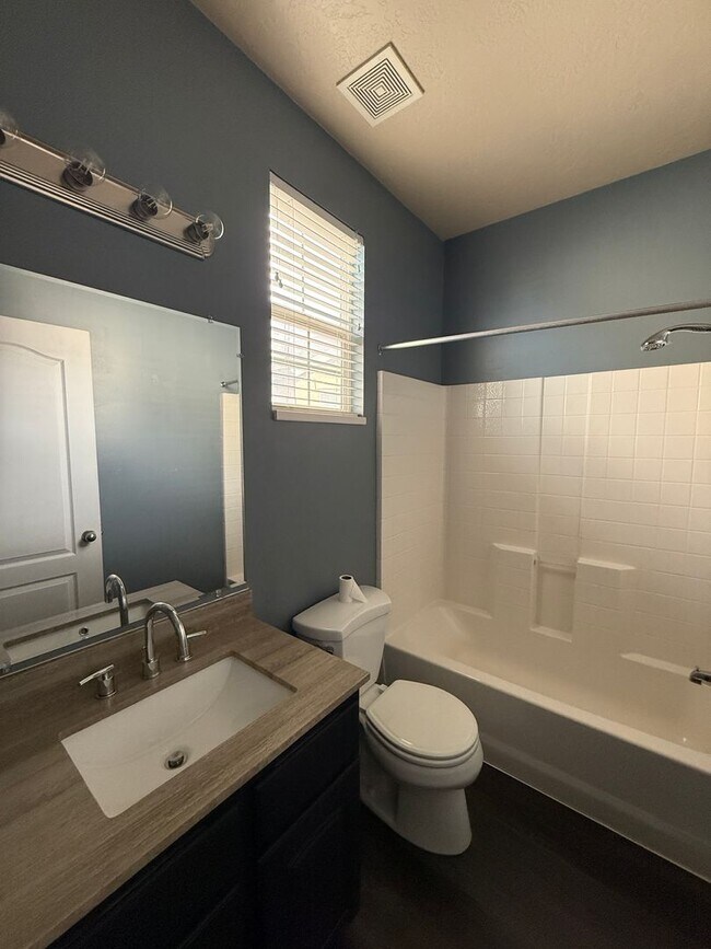 Building Photo - Beautifully Updated Foxboro Townhome – Steps from Nature Trails