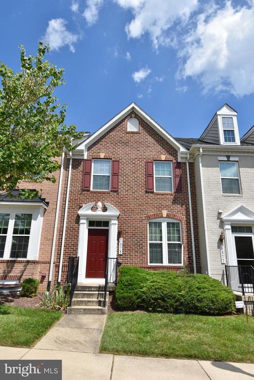 Building Photo - 7575 Willow Bottom Rd