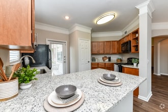 Building Photo - Tucked Away Gem with Character & Charm