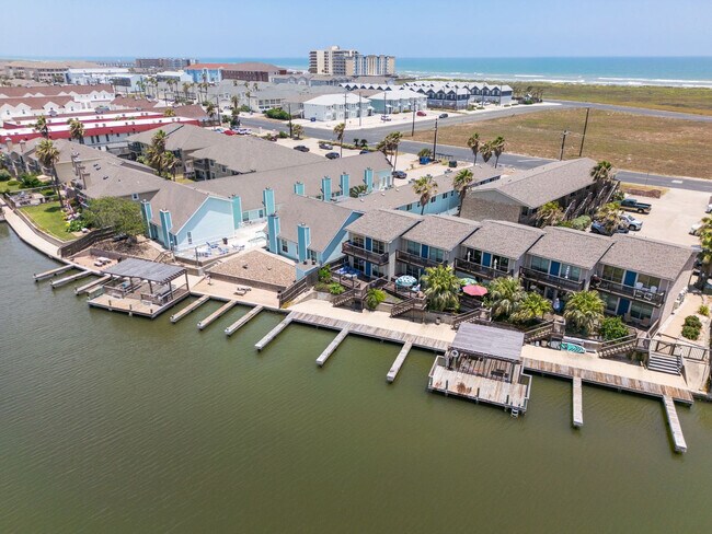 Building Photo - 15209 Leeward Dr