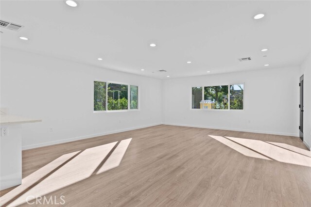 Building Photo - 6842 Cedros Ave