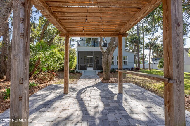 Building Photo - 5631 Heckscher Dr