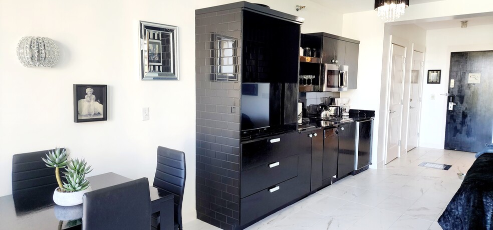 Building Photo - 29 Montelago Blvd