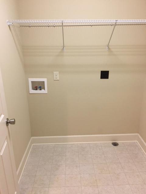 Building Photo - 503 Arbor Lake Dr