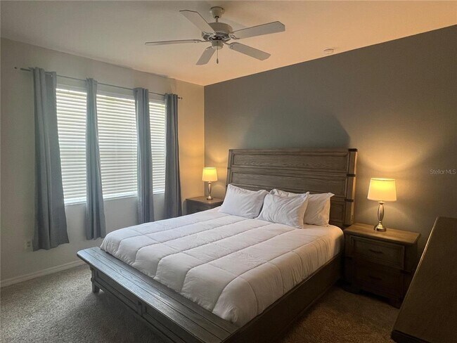 Building Photo - 326 Chelsea Dr