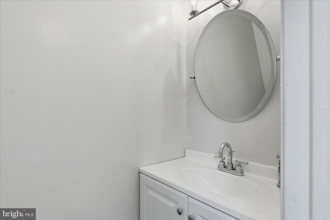 Building Photo - 14229 Oakpointe Dr