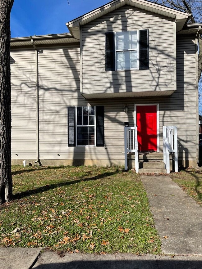 Building Photo - 415 Oldham Ave