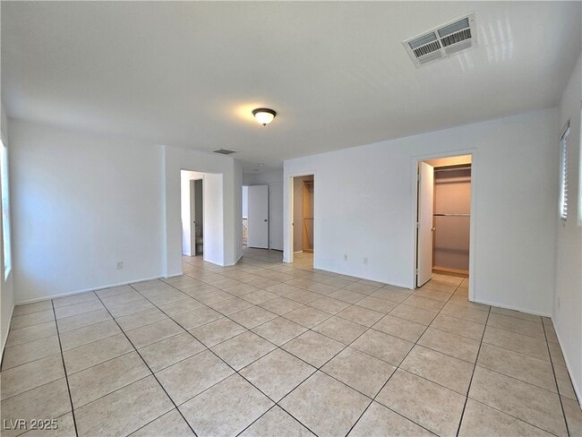 Building Photo - 11884 Bella Luna St
