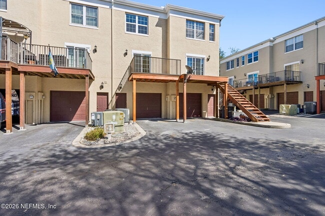 Building Photo - 506 N Liberty St