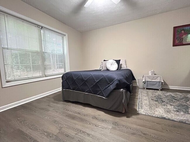 Building Photo - North Druid Hills Hidden Gem! 2 Bed - 2 Bath Near Emory, Available Late July!