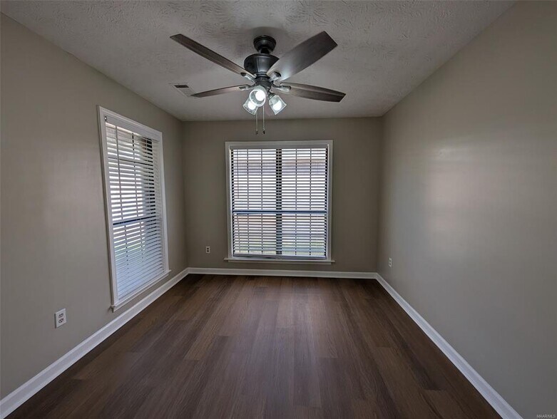 Building Photo - 3242 Gatsby Ln