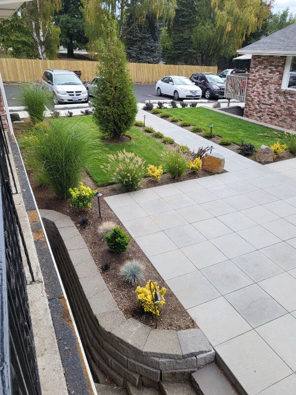 Building Photo - 2755 NE Hogan Dr