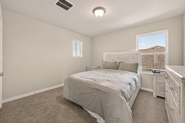 Building Photo - 5516 Madden Ln