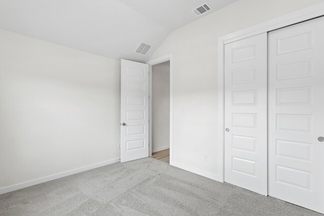 Building Photo - 116 Salado Crk Trl